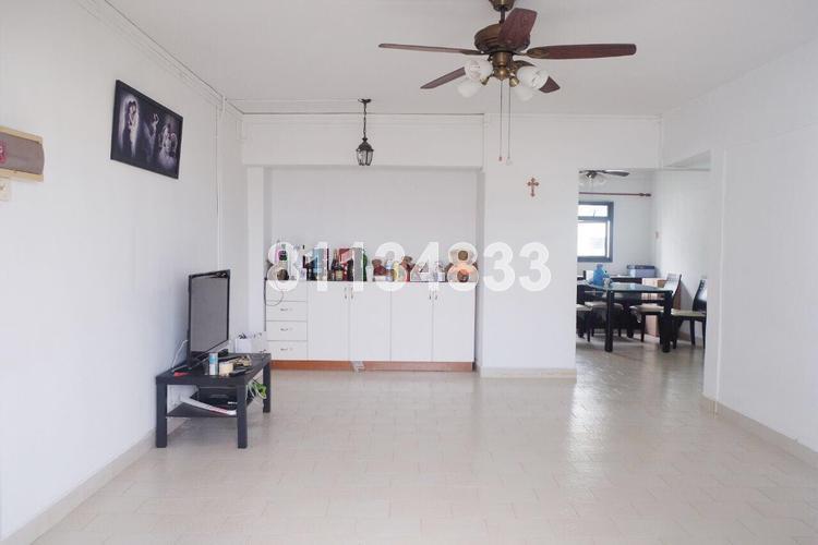 Eunos Crescent thumbnail photo